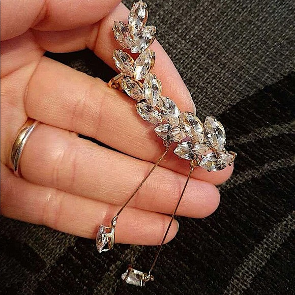 Rhinestone Decor Ear Cuff Climber - Picture 3 of 11